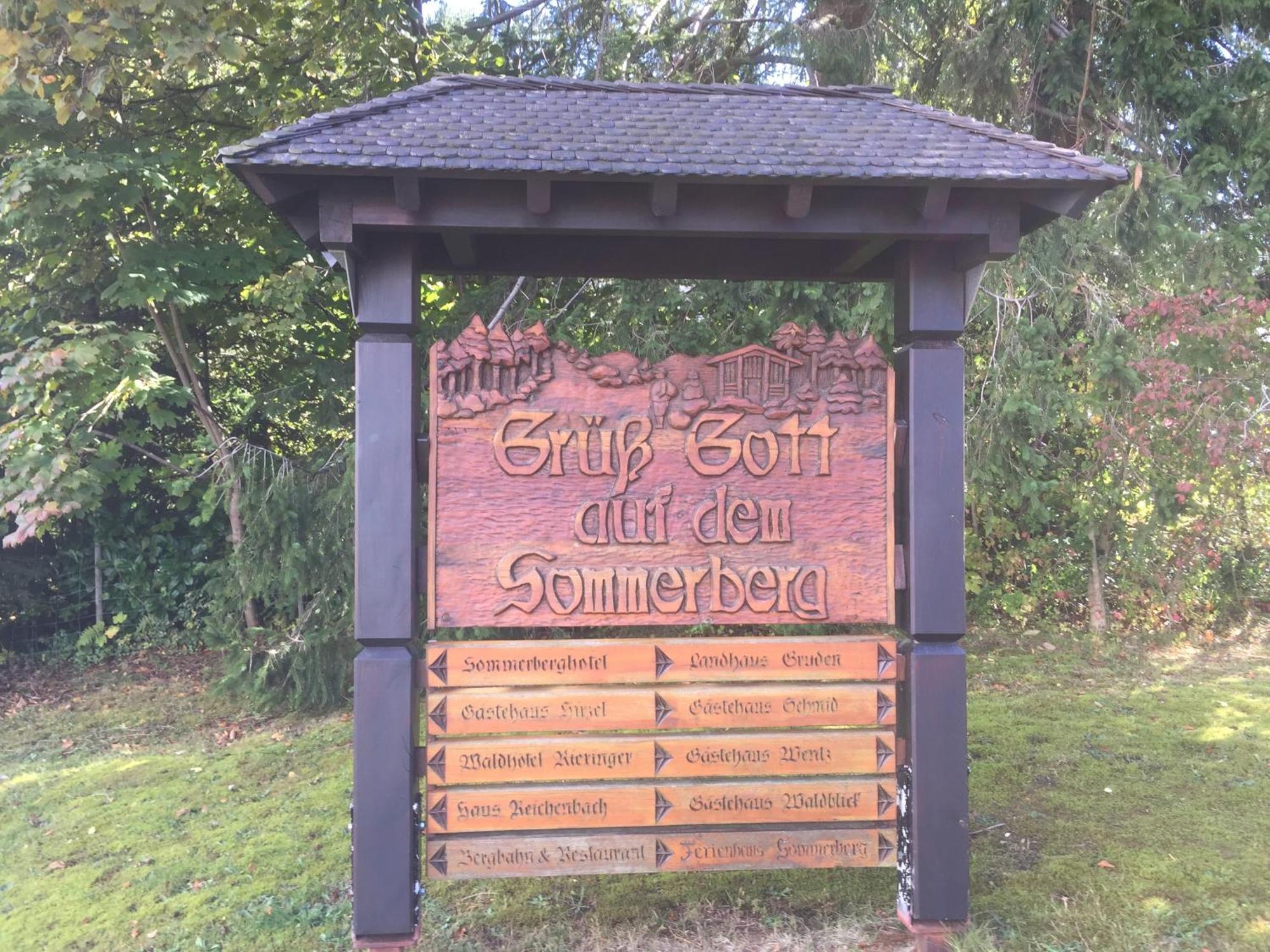 Ferienwohnung Kuckuck Auf Dem Sommerberg Incl Schwarzwaldcard Plus - 2 Zimmer 50Qm Bad Wildbad Esterno foto